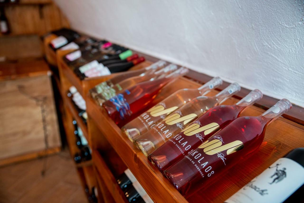 Appartement Bed&Wine In The Center Of Oradea Extérieur photo